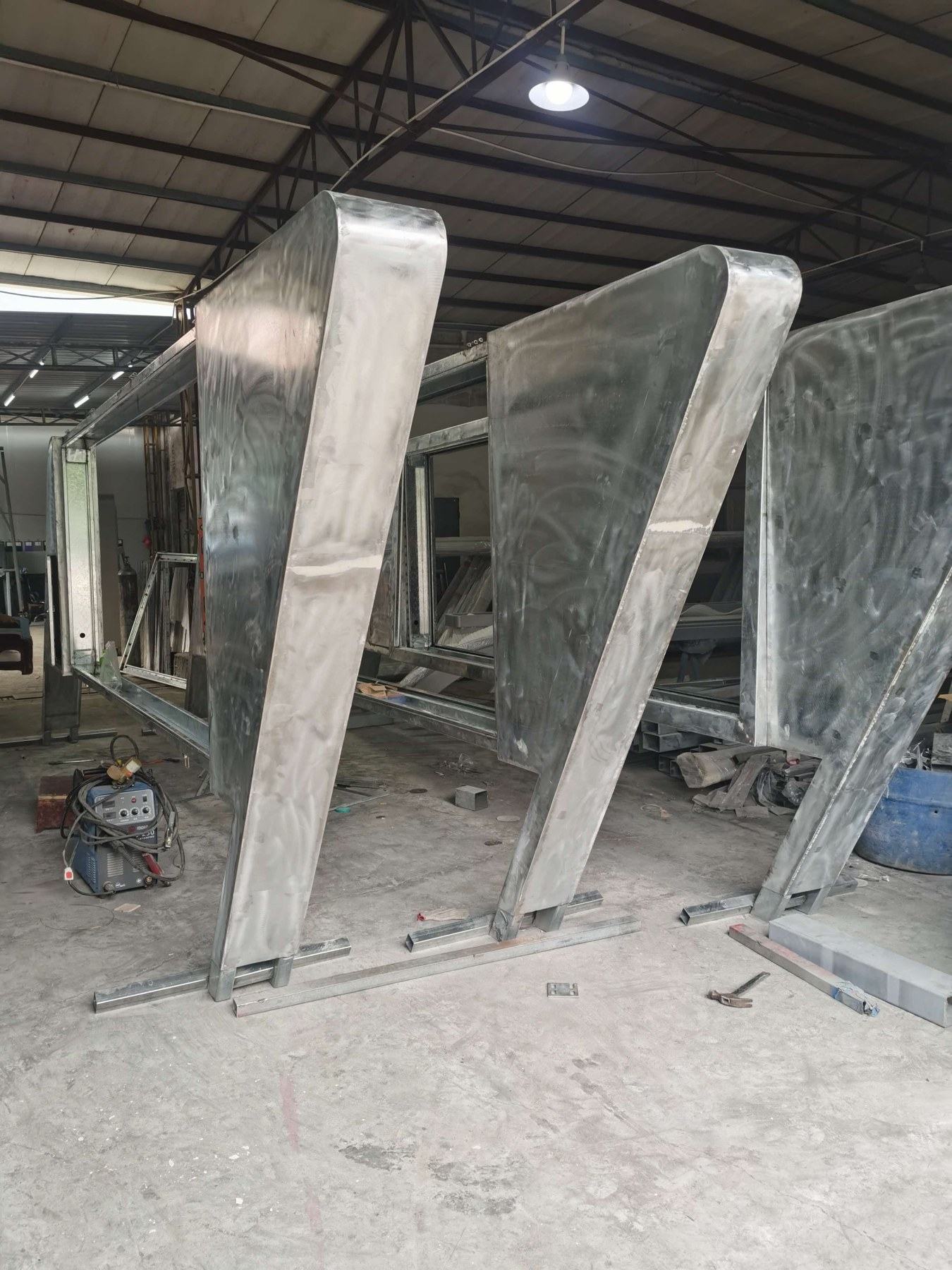 Bus shelter canopy — Ocean Flower Island, Hainan