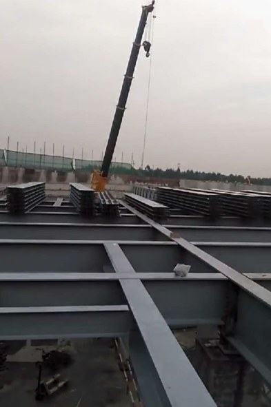 Country Garden Lecong Xinlong project · Building steelwork during installation