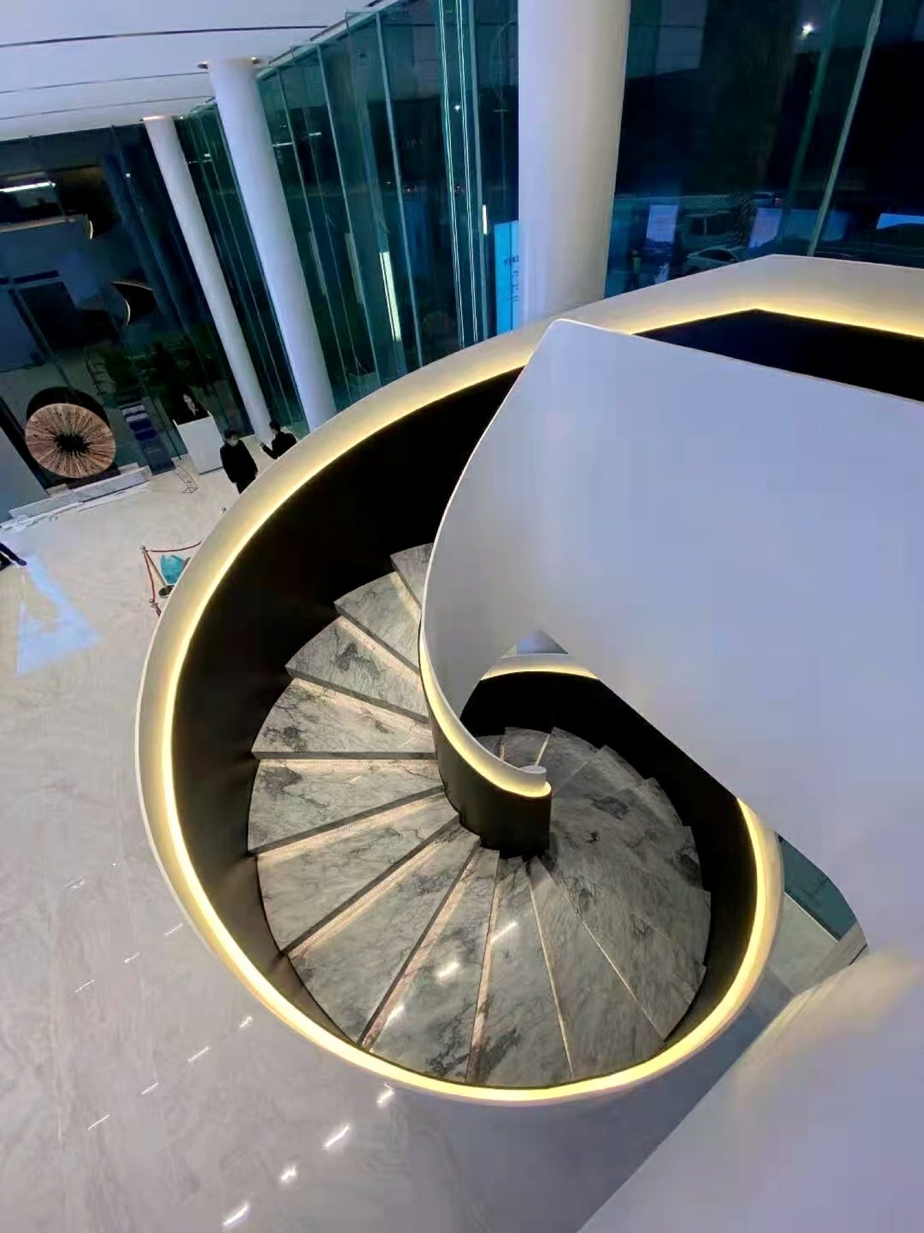 Helical staircase, sales centre — Nancheng, Dongguan
