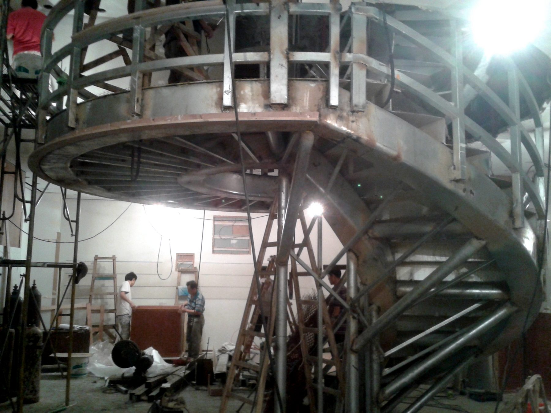Multi-level helical staircase — Hangzhou