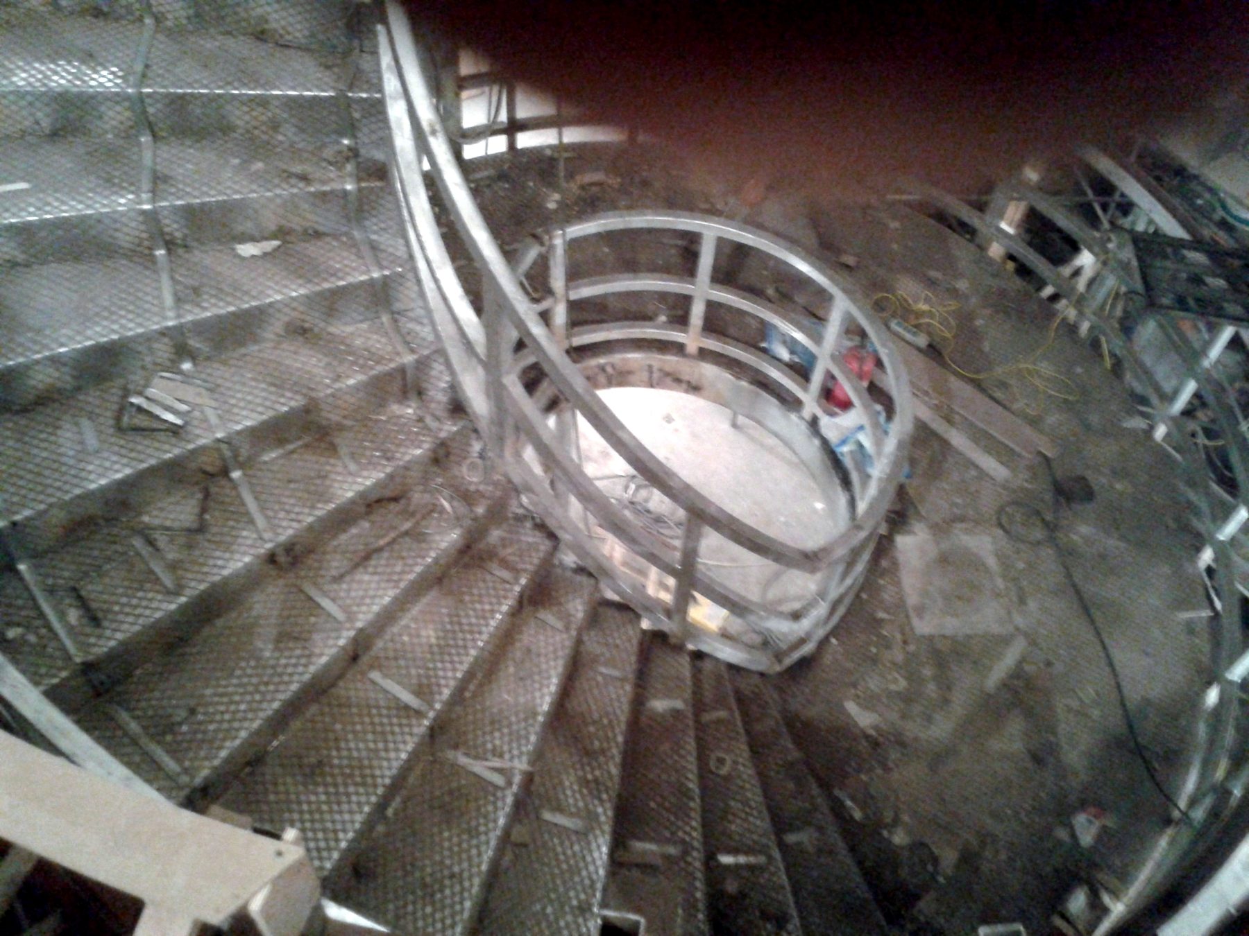 Multi-level helical staircase — Hangzhou